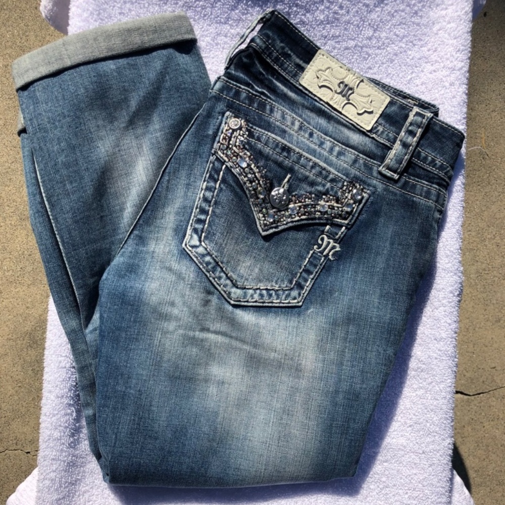 Signature Stretch Cropped Jean